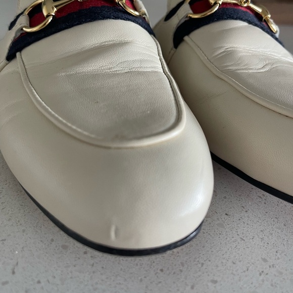 Gucci Princeton White - one small hitch- see picture. I wore them 3 times. - Picture 2 of 5